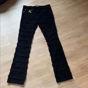 Stylish Black Distressed Women's Jeans
